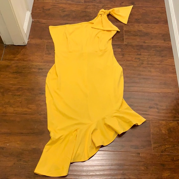 Dresses & Skirts - Dress